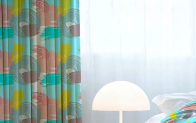 Curtain